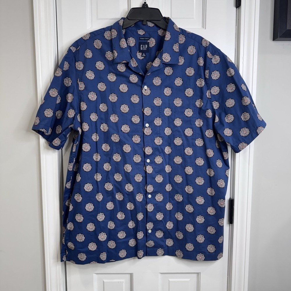 Gap XL Blue Medallion Print Shirt Short Sleeve Button Up Stretch Cotton